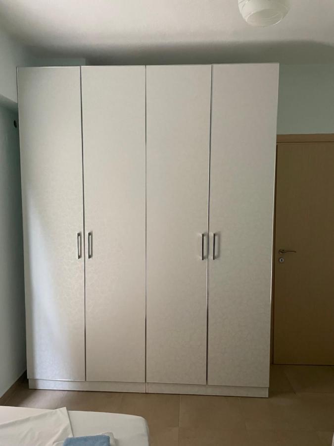 Appartement Xhulio Saranda