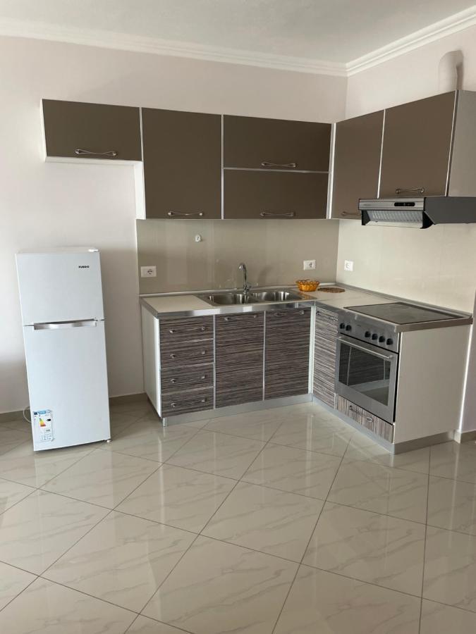 Appartement Xhulio Saranda