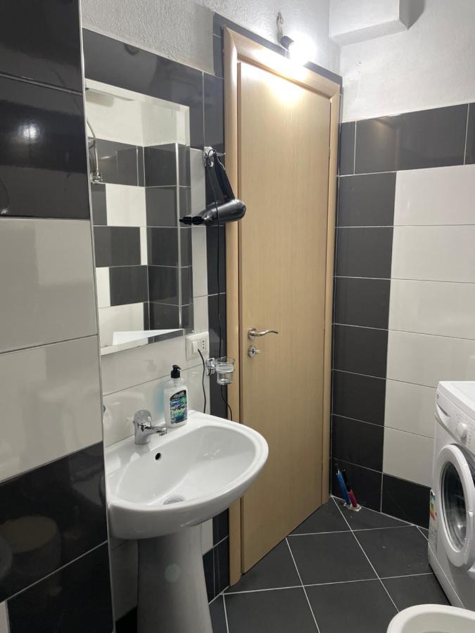 Appartement Xhulio Saranda