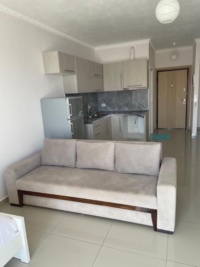 Appartement Xhulio Saranda