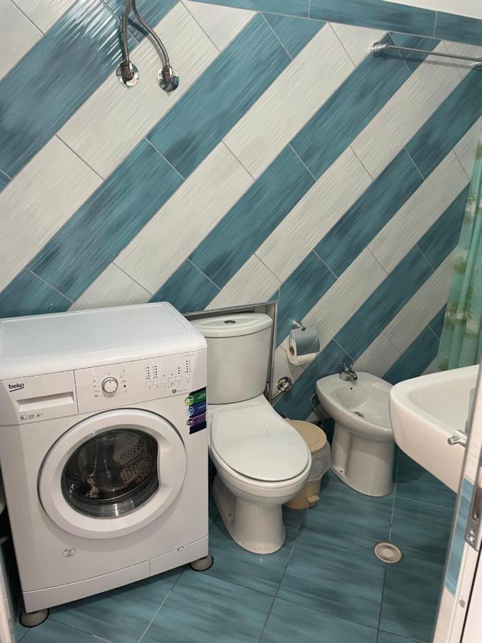 Xhulio Appartement Saranda