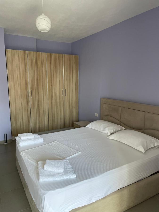 Appartement Xhulio Saranda